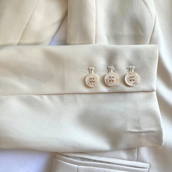 GUESS SATIN GLITTER SHAWL LAPEL BLAZER IN CHAMPAGNE - 4 - Picture 7 of 11